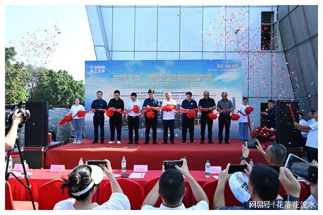 工程机械“新势力”发力 重庆首个新能源共享叉车运营中心启动(图2)